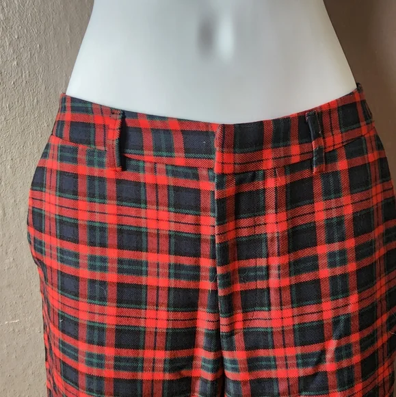 H&M L.O.G.G. Black, Red, & Green Plaid Pants - Picture 2 of 9